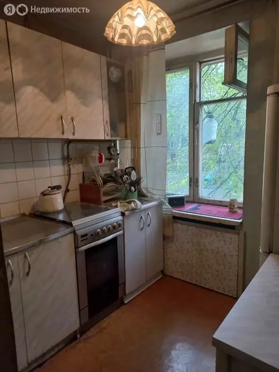3-комнатная квартира: Москва, Халтуринская улица, 11 (56 м) - Фото 0