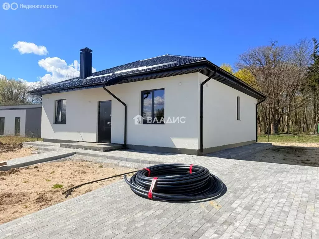 Дом в Светловский городской округ, посёлок Люблино, Авиационная улица, ... - Фото 1