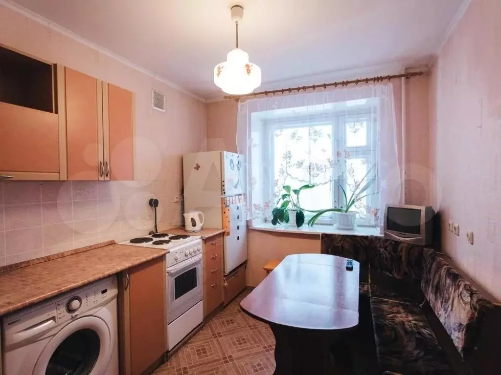 2-к. квартира, 50 м, 8/10 эт. - Фото 0