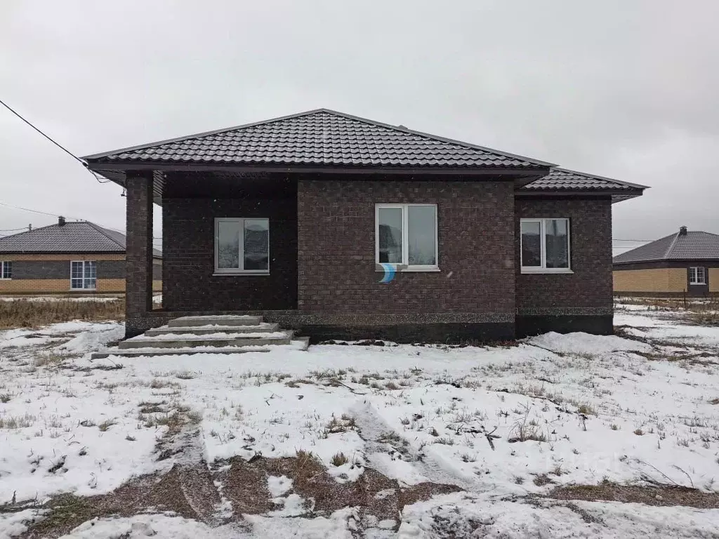Коттедж в Башкортостан, Уфимский район, Дмитриевский сельсовет, д. ... - Фото 0