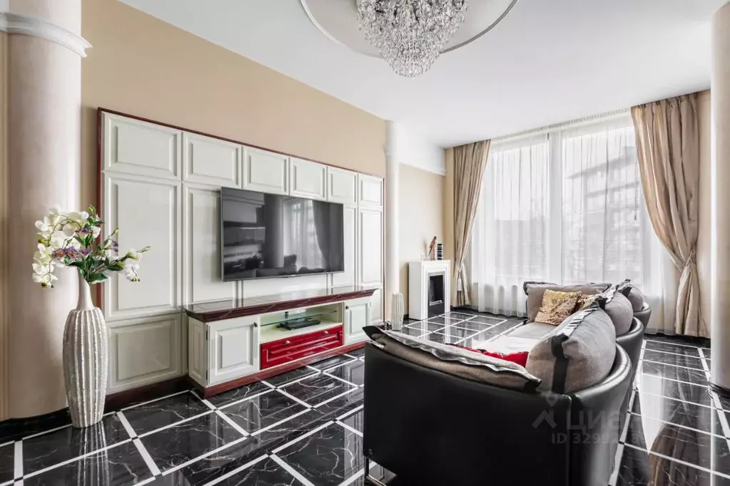 2-к кв. Санкт-Петербург ул. Победы, 3 (124.0 м) - Фото 1