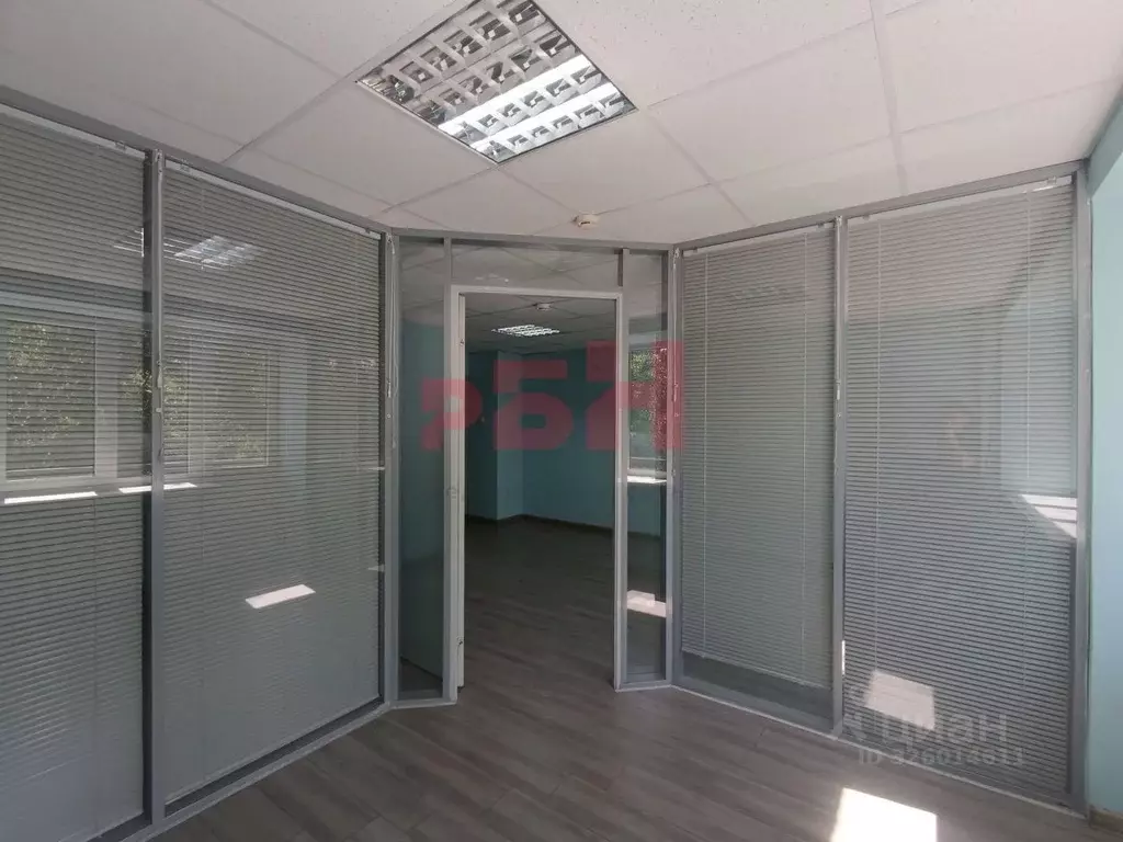 Офис в Тюменская область, Тюмень ул. Республики, 162 (33 м) - Фото 2