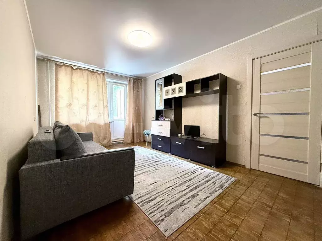 1-к. квартира, 35 м, 1/9 эт. - Фото 1