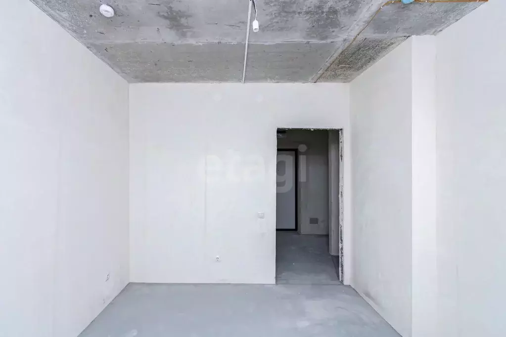 1-к кв. Тюменская область, Тюмень Новгородская ул., 22 (38.7 м) - Фото 1