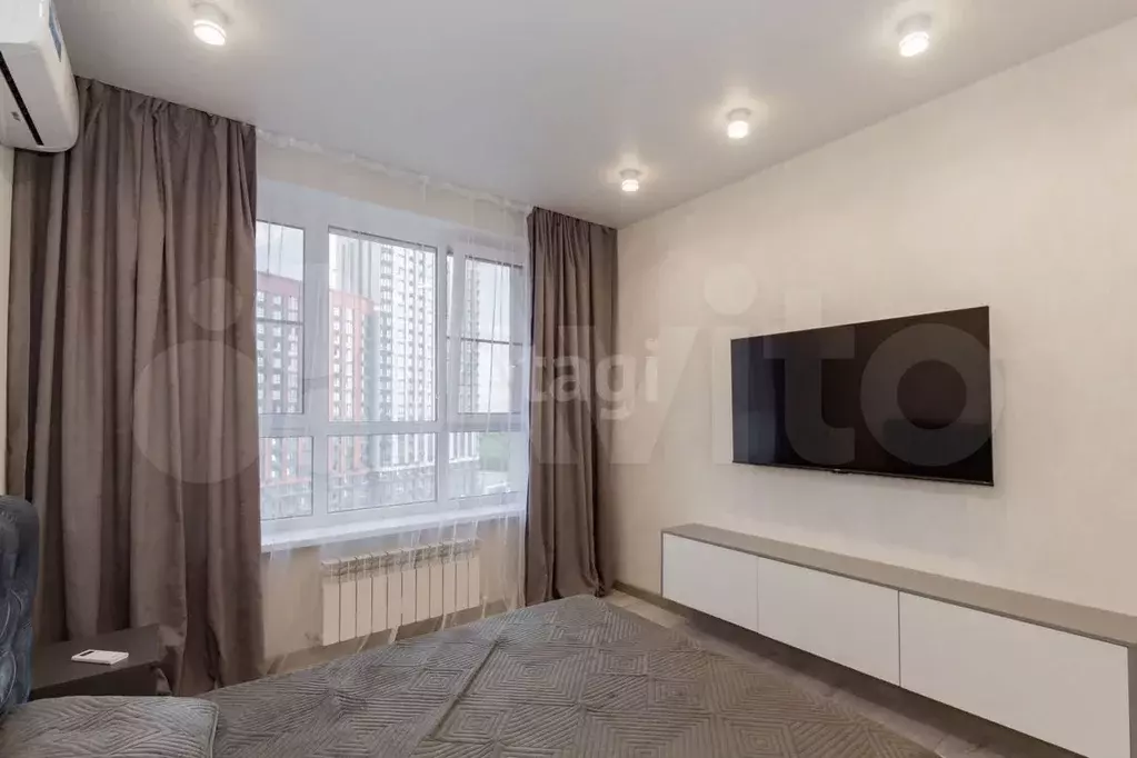 1-к. квартира, 40 м, 9/24 эт. - Фото 1