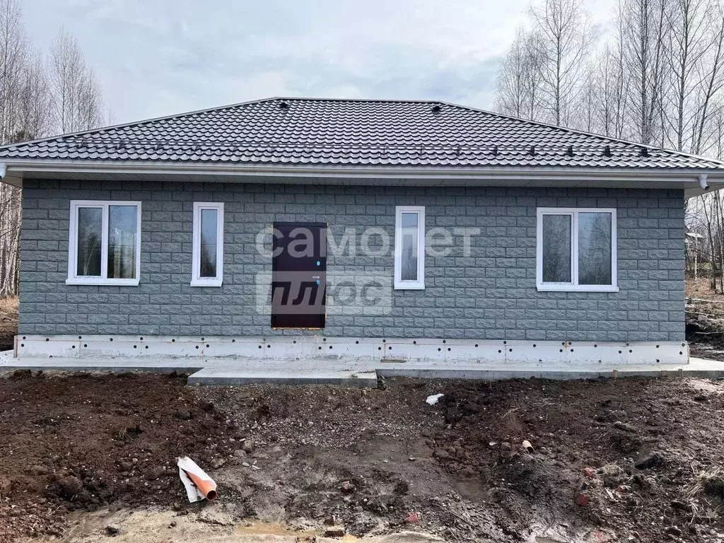 Дом в Томская область, Томск пос. Родионово, ул. Российская (100 м) - Фото 0