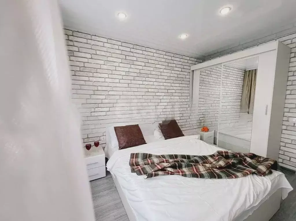 2-к кв. Кировская область, Киров ул. Молодой Гвардии, 102 (40.3 м) - Фото 1