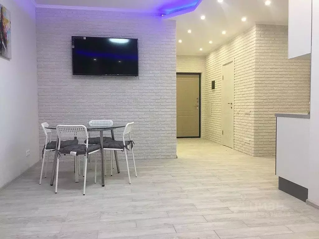 2-к кв. Московская область, Химки 9 Мая ул., 8А (52.0 м) - Фото 1