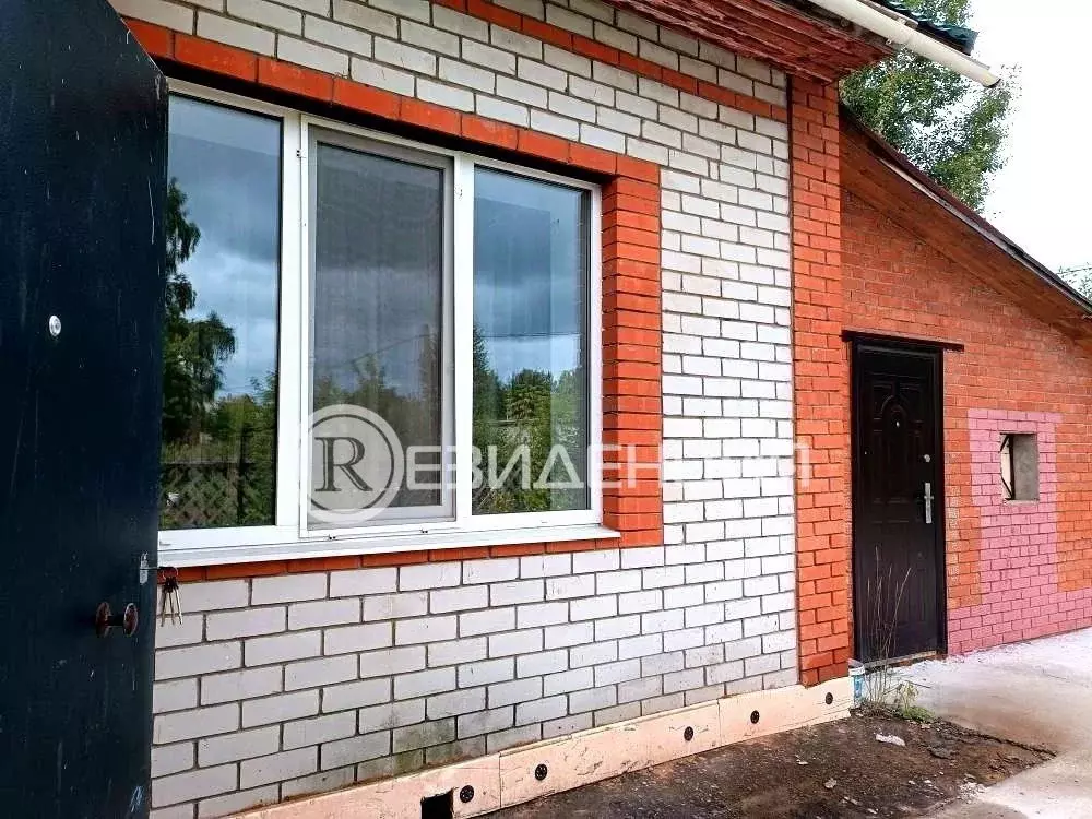 Дом в Пермский край, Краснокамский городской округ, с. Мысы ул. ... - Фото 1