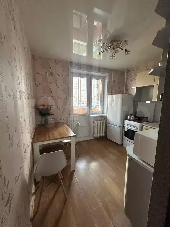 1-к. квартира, 36 м, 4/10 эт. - Фото 0