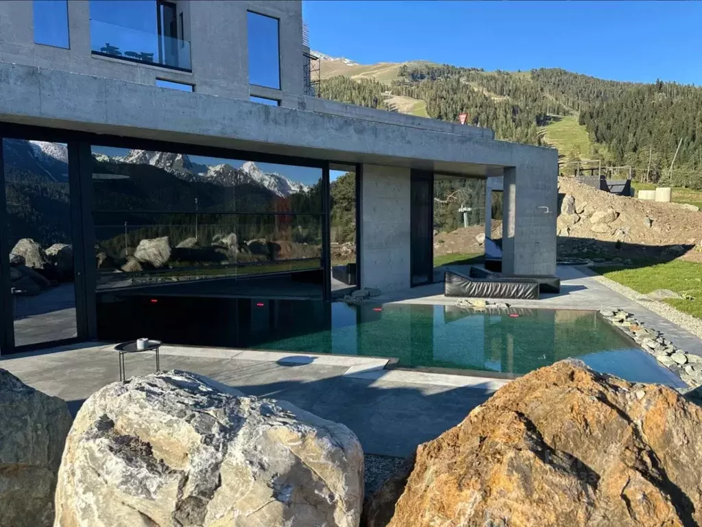 2-к кв. Карачаево-Черкесия, Зеленчукский район, с. Архыз ул. Биджиева, ... - Фото 1