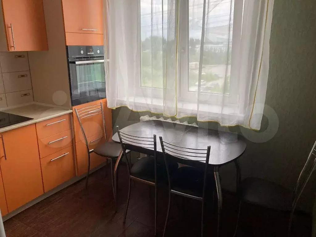 1-к. квартира, 40 м, 4/10 эт. - Фото 1