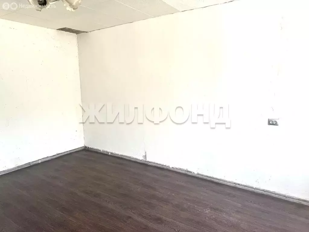 3-комнатная квартира: Новосибирск, улица Печатников, 6 (70.4 м) - Фото 0