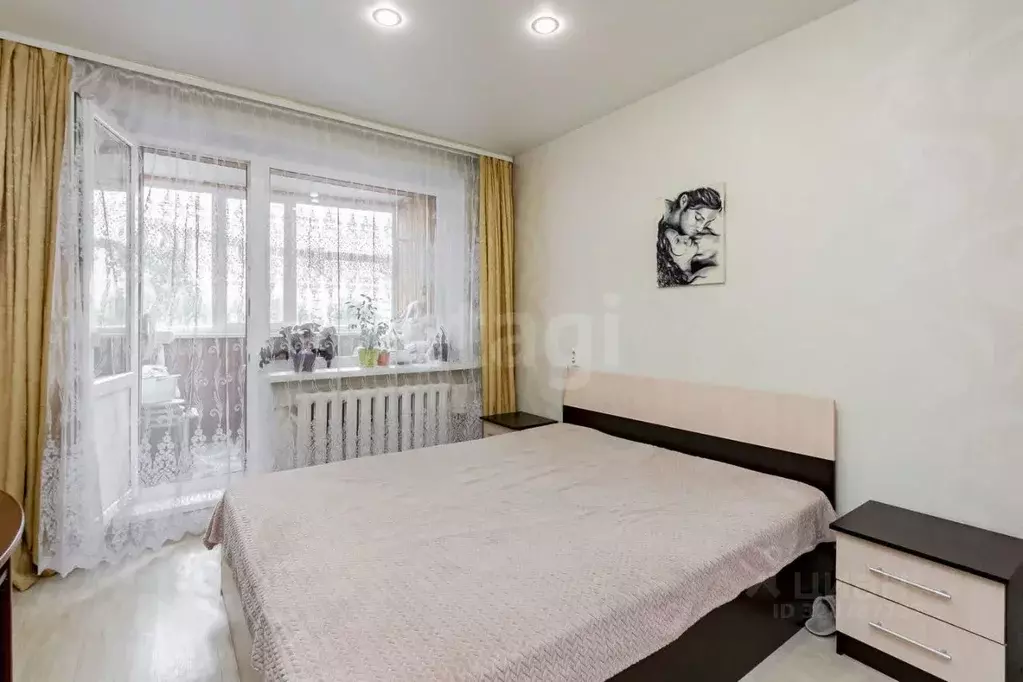 4-к кв. Тюменская область, Тюмень Восточный мкр, ул. Моторостроителей, ... - Фото 1