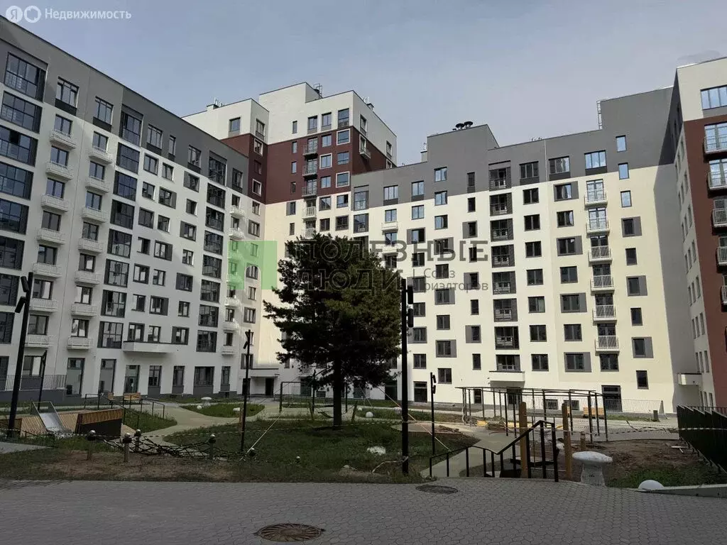 2-комнатная квартира: Ижевск, улица имени В.С. Тарасова, 4 (51.8 м) - Фото 0