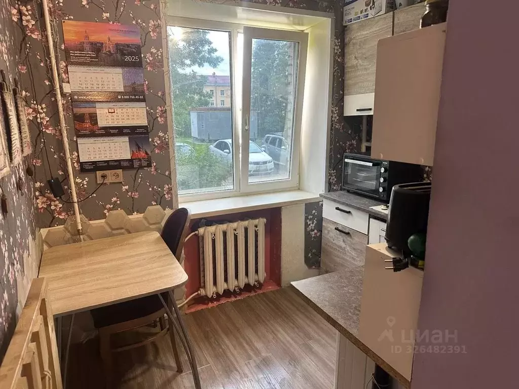 2-к кв. Ленинградская область, Отрадное Кировский район, Клубная ул., ... - Фото 2