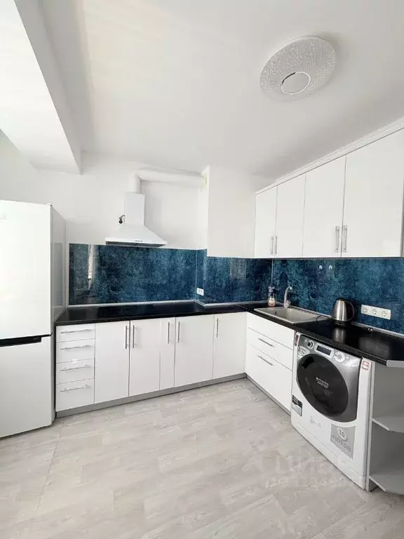 Студия Крым, Симферополь ул. Караманова, 3 (45.0 м) - Фото 2