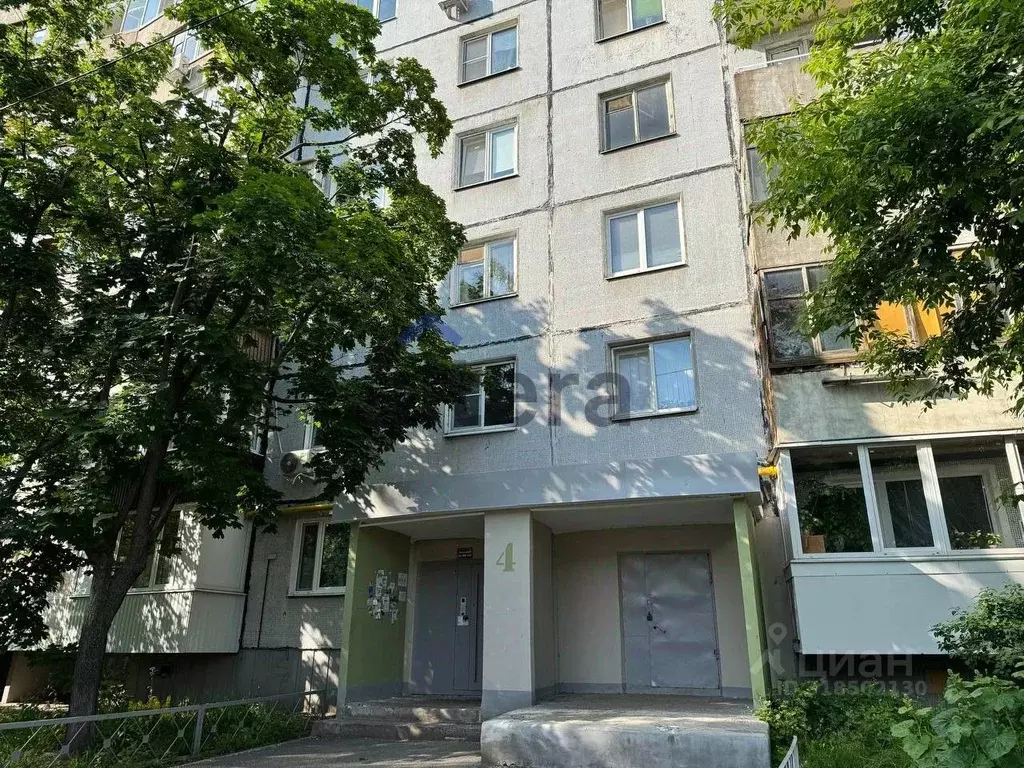 1-к кв. Татарстан, Казань ул. Серова, 4 (36.8 м) - Фото 0