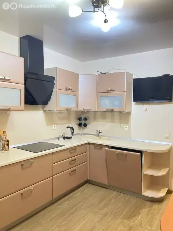 2-комнатная квартира: Ухта, проспект Зерюнова, 18 (58.9 м) - Фото 1