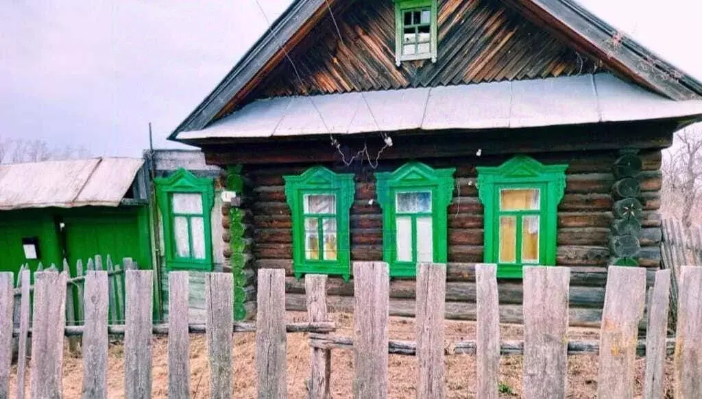 Дом в Чувашия, Цивильский муниципальный округ, д. Старое Акташево  (20 ... - Фото 0