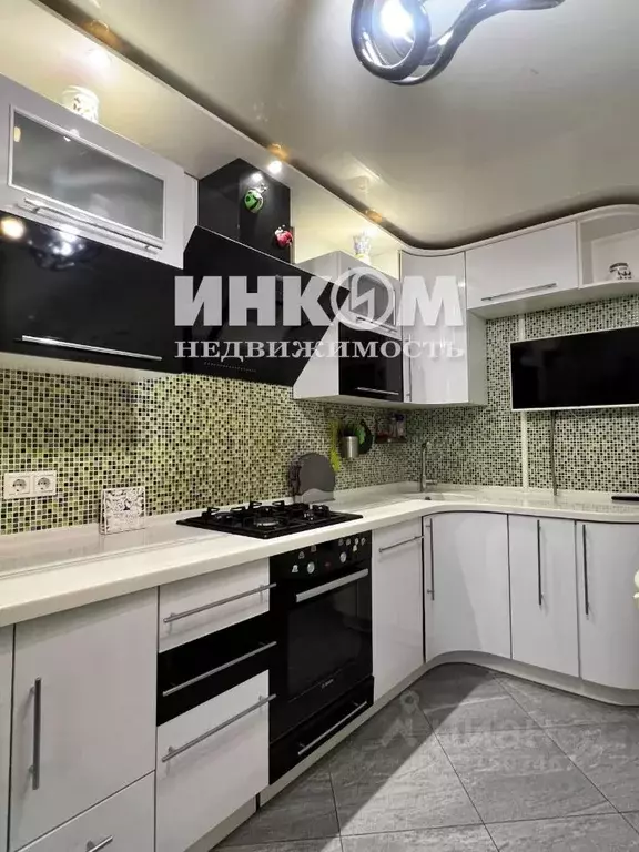 3-к кв. Москва ул. Чугунные Ворота, 9К2 (62.8 м) - Фото 1
