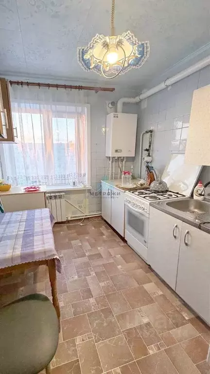 3-к кв. Калужская область, Киров ул. Жмакина, 49 (60.0 м) - Фото 1