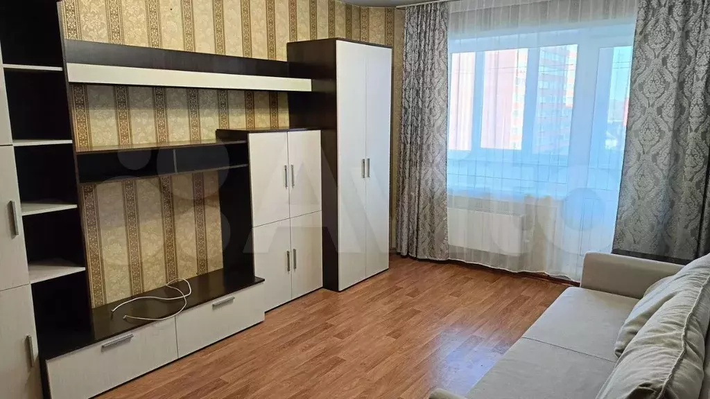1-к. квартира, 37 м, 6/10 эт. - Фото 1