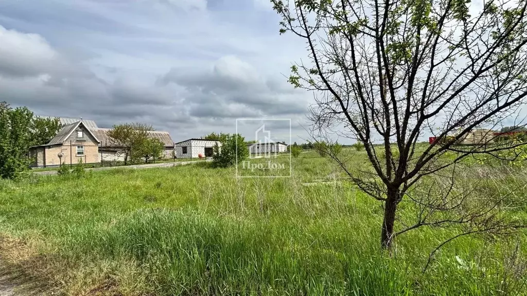 Участок в Белгородская область, Старооскольский городской округ, с. ... - Фото 1