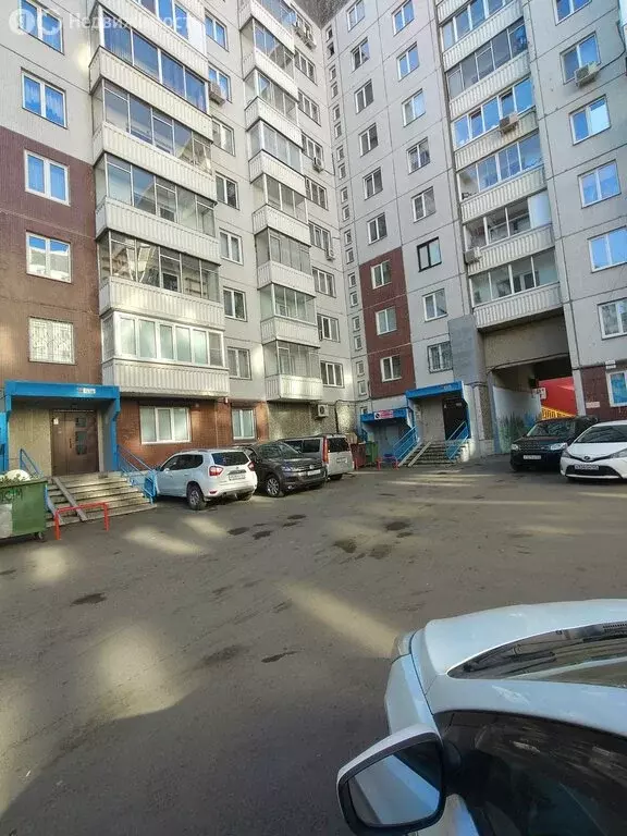 4-комнатная квартира: Красноярск, улица Молокова, 46 (78.7 м) - Фото 0