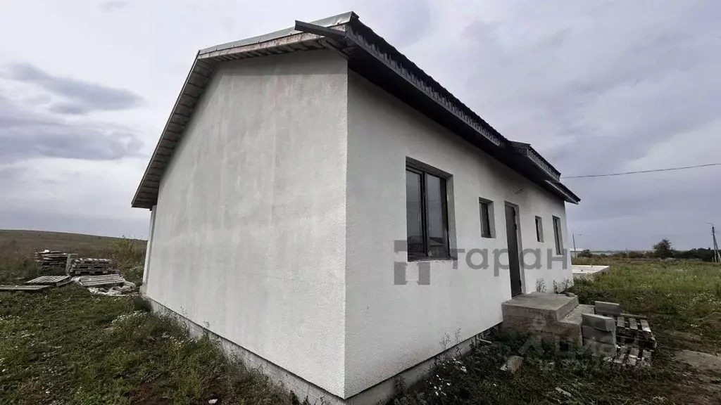 Дом в Челябинская область, Агаповский муниципальный округ, пос. ... - Фото 1