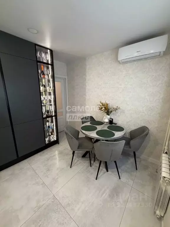 2-к кв. Курская область, Курск ул. Карла Маркса, 72к20 (51.2 м) - Фото 2