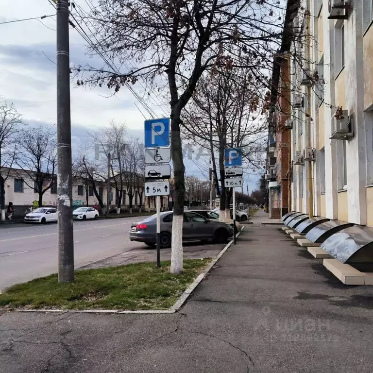 Помещение свободного назначения в Адыгея, Майкоп ул. 8 Марта, 1 (48 м) - Фото 0