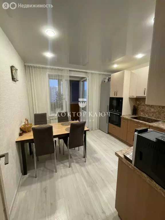 2-комнатная квартира: Бердск, микрорайон Северный, 18/1 (58.7 м) - Фото 1