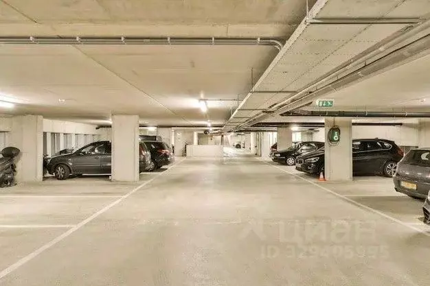 Гараж в Санкт-Петербург ул. Летчика Лихолетова, 14к2 (13 м) - Фото 1