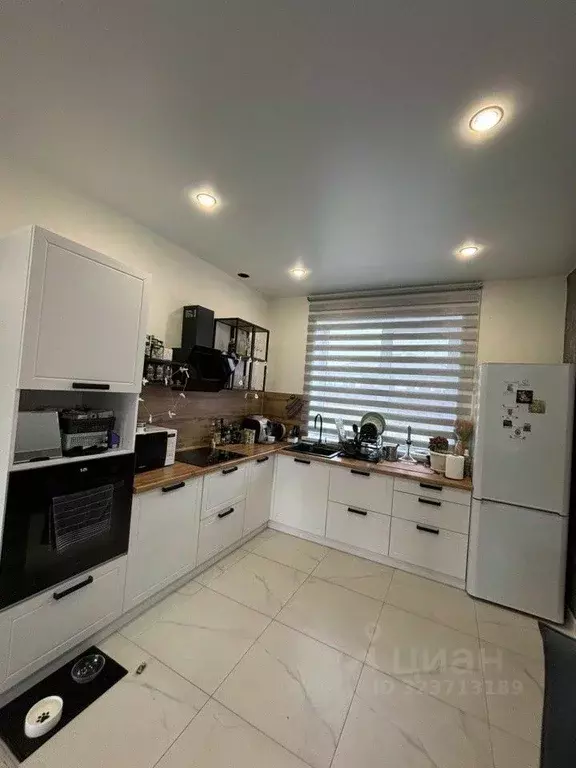 Дом в Свердловская область, Белоярский муниципальный округ, пос. ... - Фото 1