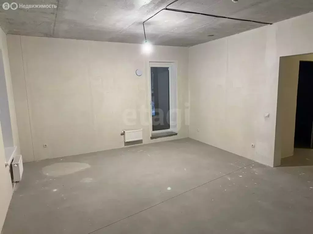 2-комнатная квартира: Тюмень, улица Игоря Комиссарова, 12 (61.4 м) - Фото 1