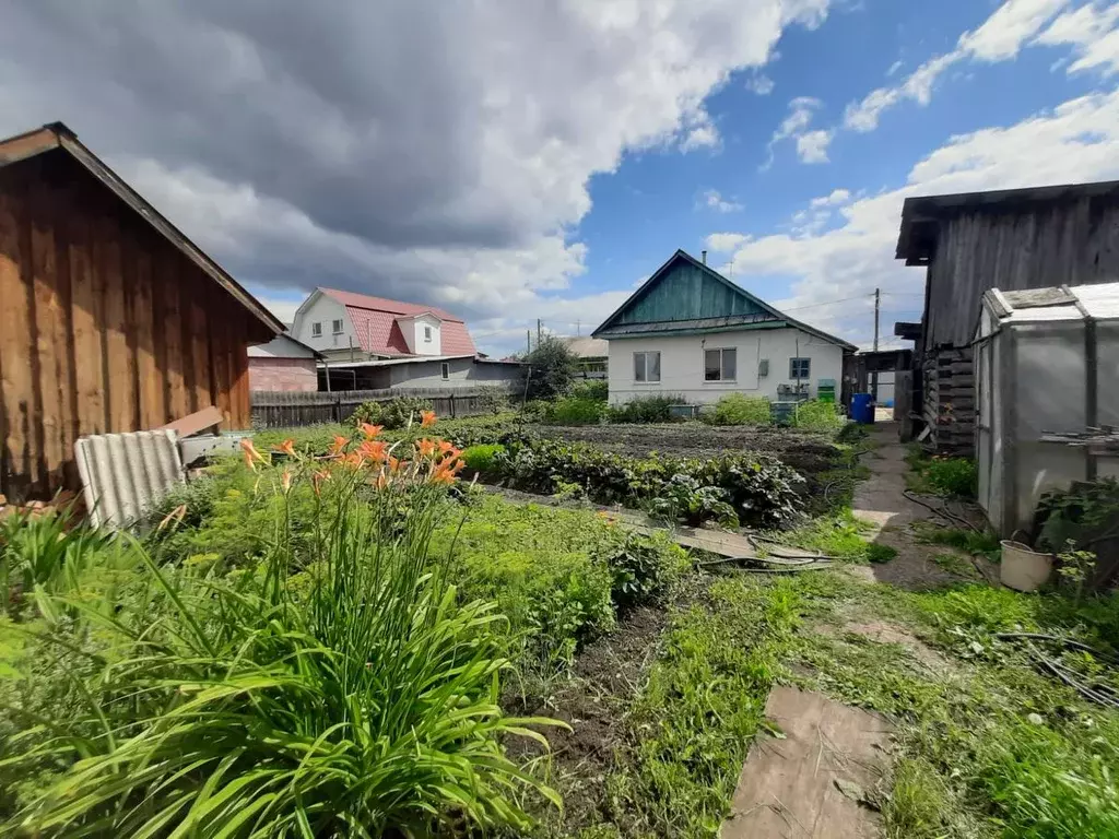 Дом в Свердловская область, Сысертский городской округ, пос. Большой ... - Фото 1