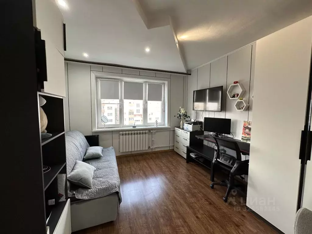 1-к кв. Омская область, Омск ул. Малиновского, 10 (33.6 м) - Фото 1