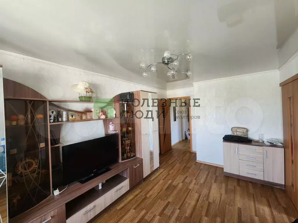 3-к. квартира, 49,4 м, 5/5 эт. - Фото 0