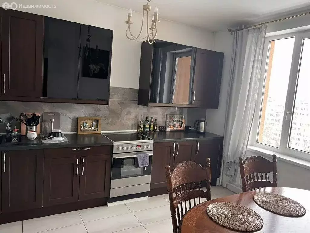 3-комнатная квартира: Санкт-Петербург, улица Димитрова, 3к1 (73.5 м) - Фото 1