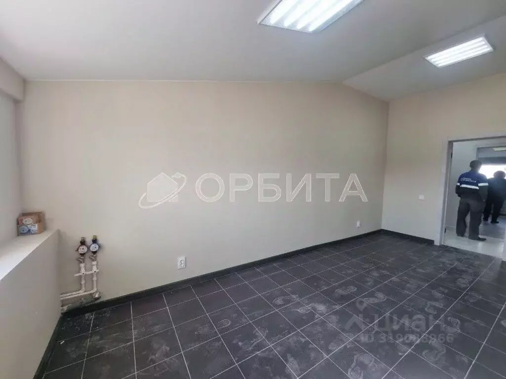 Офис в Тюменская область, Тюмень ул. 50 лет Октября, 120 (17 м) - Фото 1