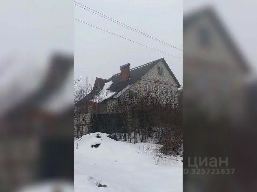 Коттедж в Брянская область, Клинцы Октябрьская ул. (253 м) - Фото 1