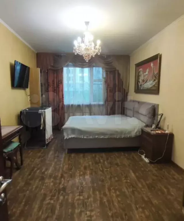 Комната 19 м в 4-к., 1/17 эт. - Фото 0