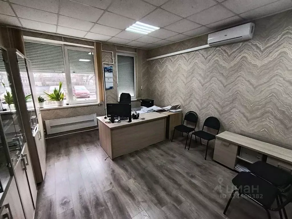 Офис в Белгородская область, Белгород Привольная ул., 66 (75 м) - Фото 1