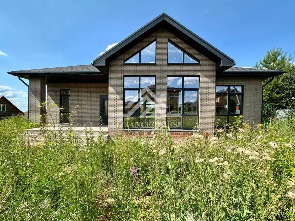 Дом в Татарстан, с. Высокая Гора ул. Большая Красная (140 м) - Фото 1