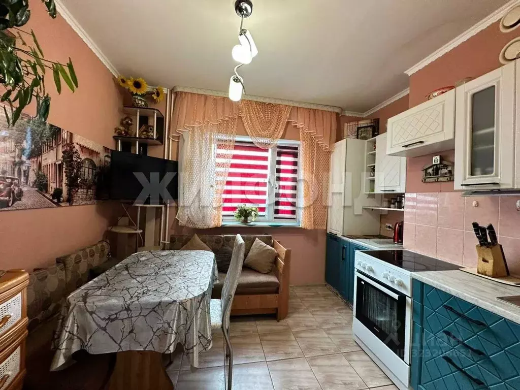 3-к кв. Ханты-Мансийский АО, Когалым Сургутское ш., 3 (75.9 м) - Фото 2