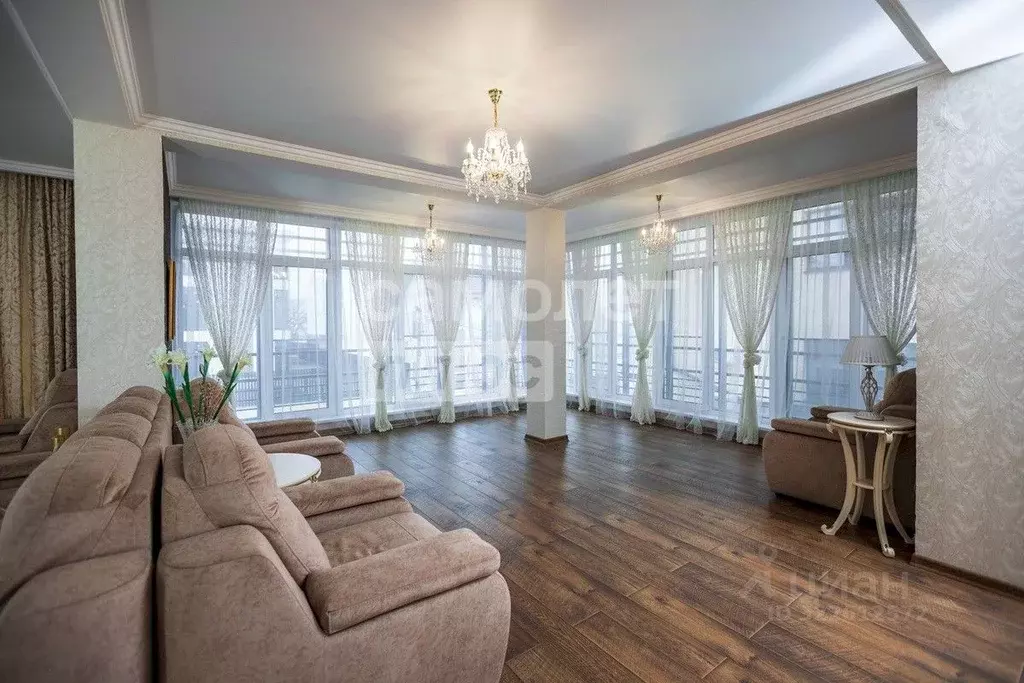 Дом в Краснодарский край, Геленджик ул. Майи Осичевой, 33 (421 м) - Фото 1