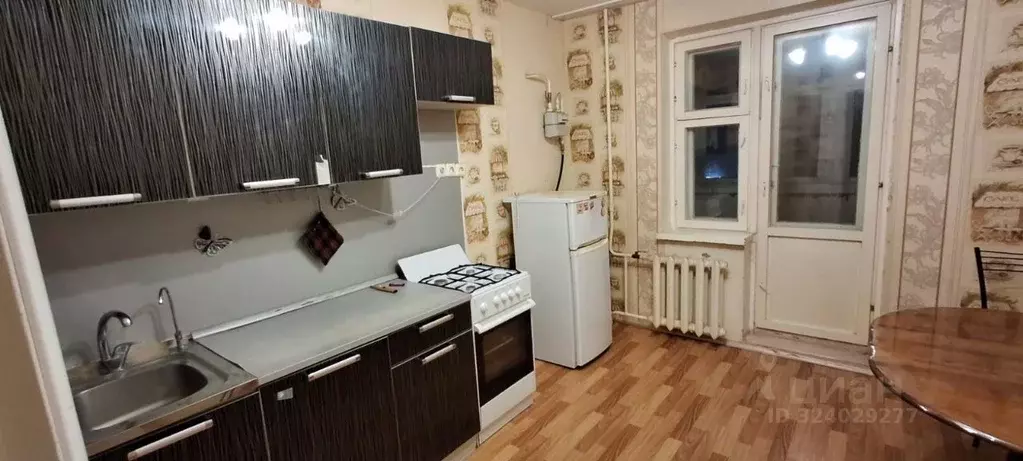 1-к кв. Псковская область, Псков Народная ул., 4 (35.7 м) - Фото 2