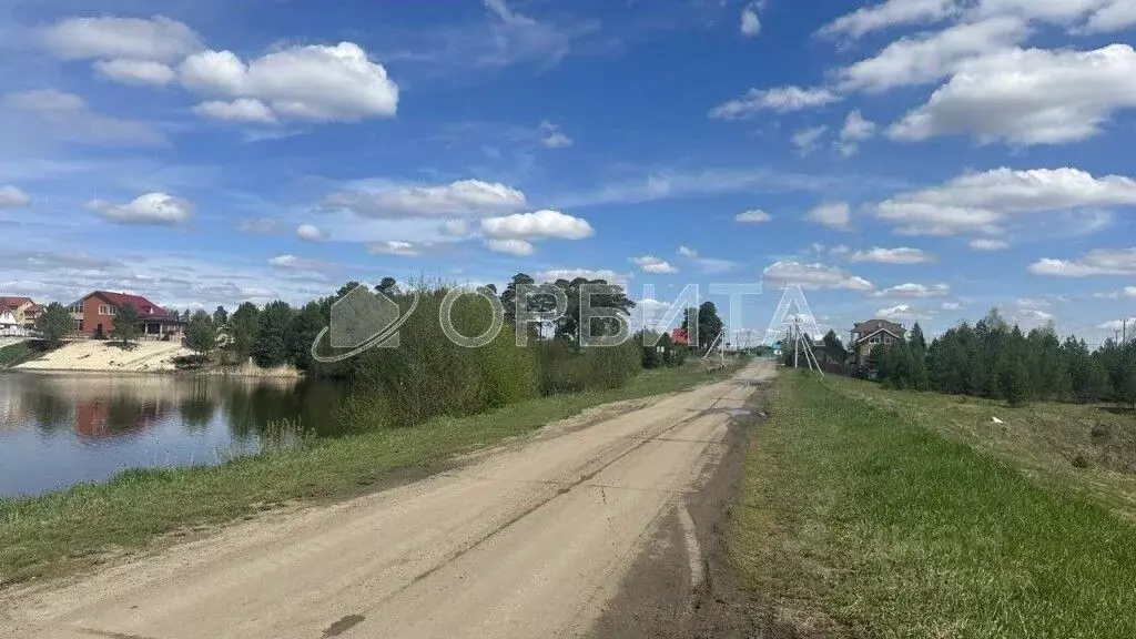 Участок в Тюменская область, Тюменский район, д. Малиновка, Малиновка ... - Фото 0