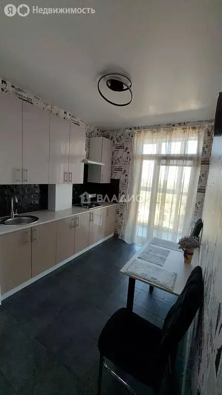 1-комнатная квартира: Калининград, улица Аллея Смелых, 204к1 (33.5 м) - Фото 1